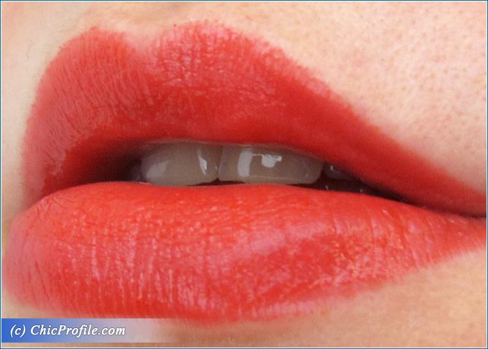 Guerlain-Kiss-Kiss-325-Lipstick-Swatch-3