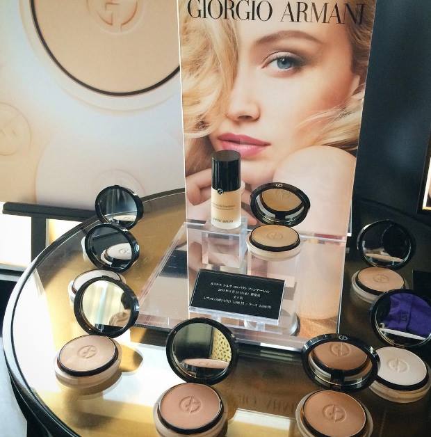 Giorgio Armani Ecstasy Lacquer and Luminous Silk Compact Foundation Fall  2015 - Beauty Trends and Latest Makeup Collections | Chic Profile