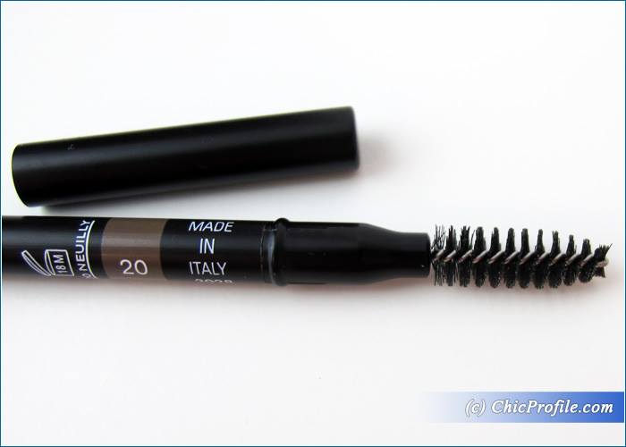 Chanel Blond Cendre Sculpting Eyebrow Pencil Review, Swatches, Photos -  Beauty Trends and Latest Makeup Collections | Chic Profile
