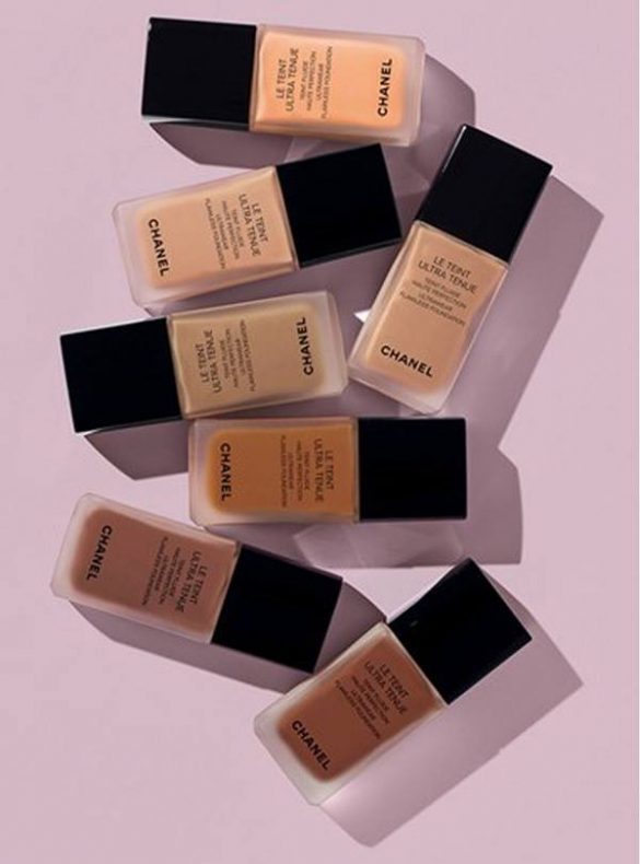 Chanel Le Teint Ultra Tenue Ultrawear Flawless Foundation & Compact ...